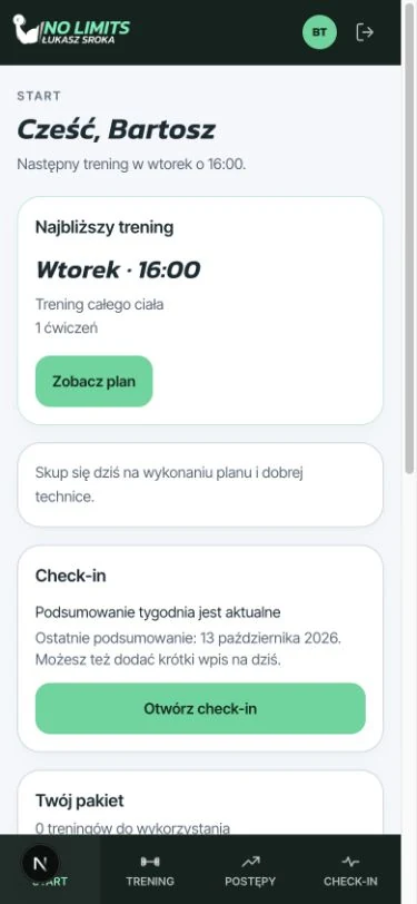 Mobile client dashboard with the next workout and check-in, using test data