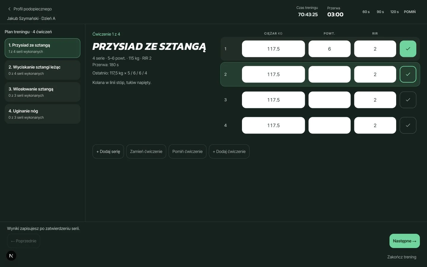 Active workout session with set logging by the trainer, using test data
